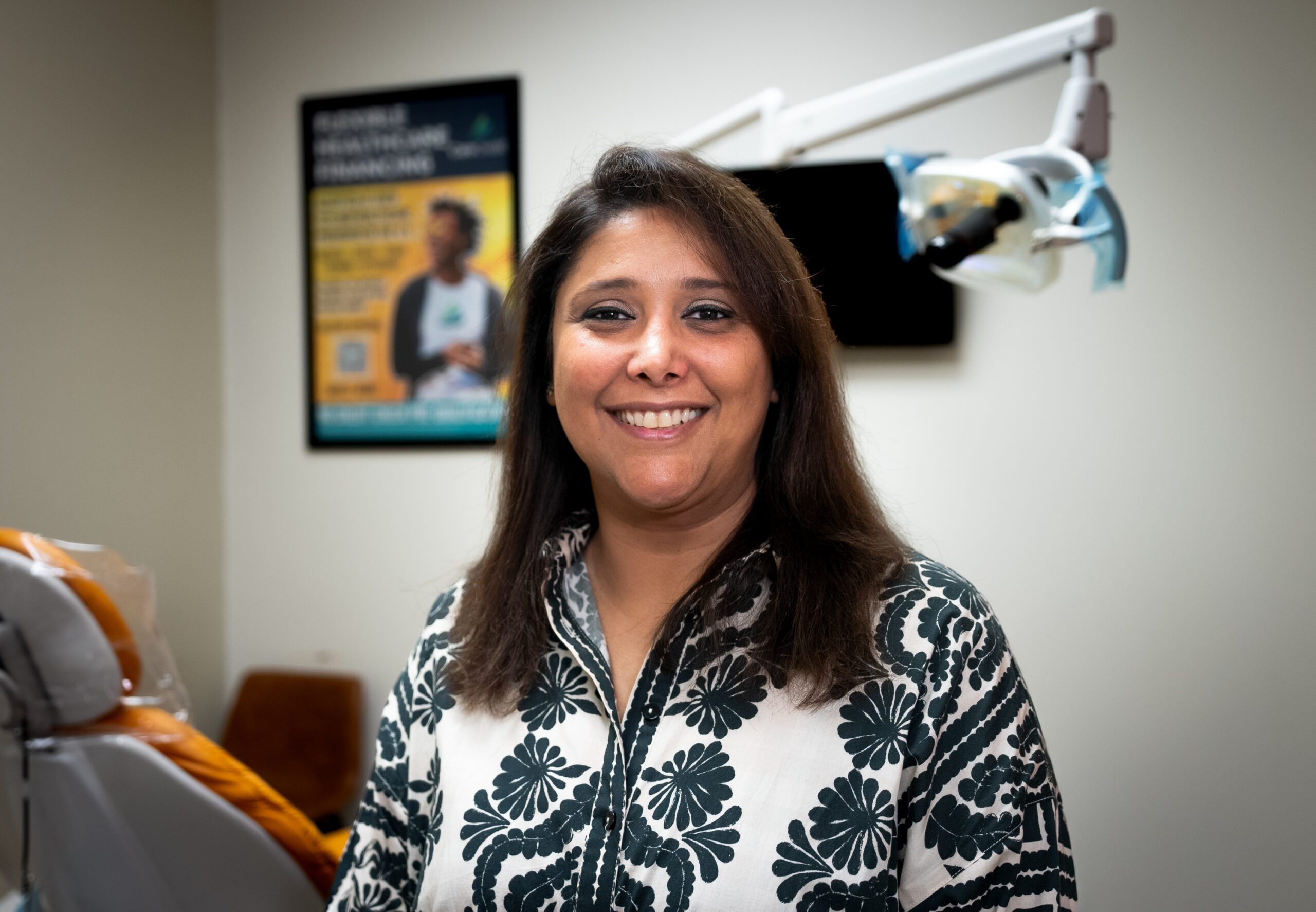 Dr. Gunjan Dhir, BDS, MS