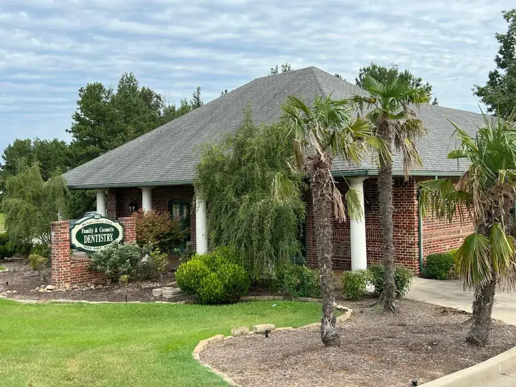Welcoming dental team at Gateway Dental in Waskom, Texas